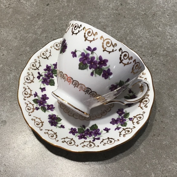 COLCLOUGH Teacup and Saucer England - Picture 1 of 2
